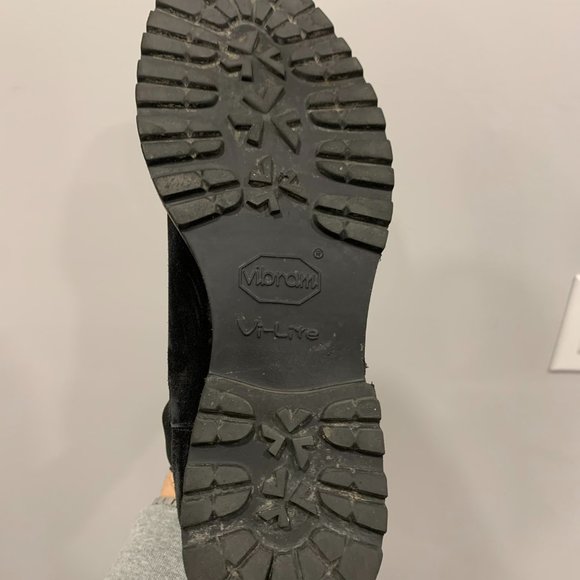 Ortigni (Firenze) Black Suede Chelsea Boots - Picture 7 of 13